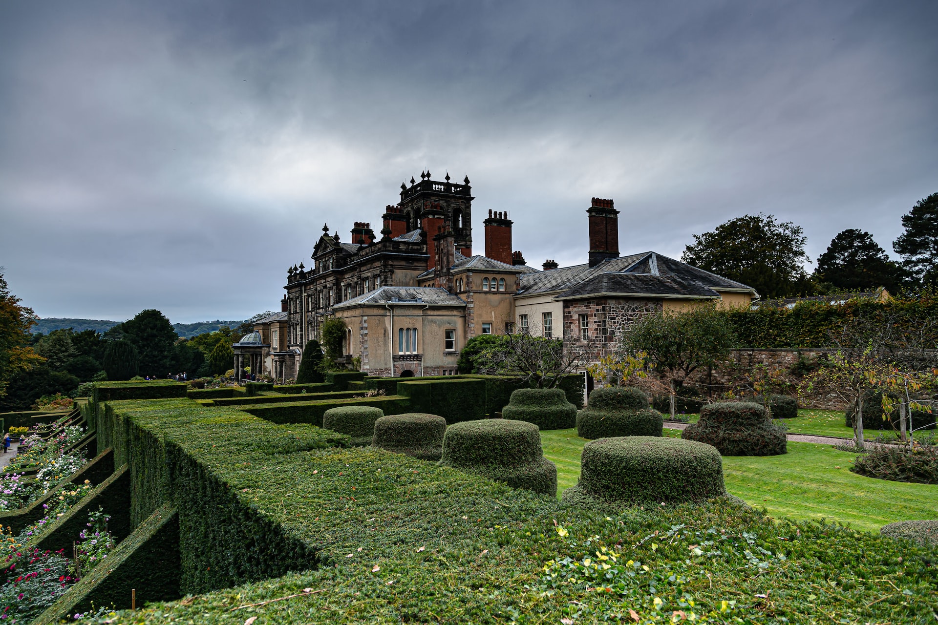 Stoke-on-Trent-Biddulph-Grange-Garden.jpg