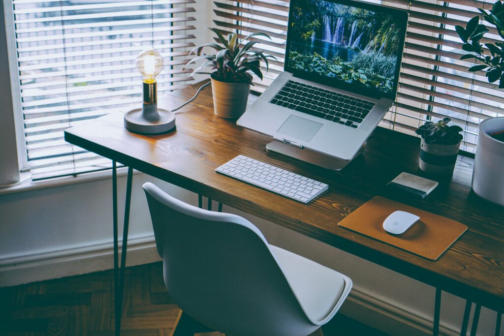 desk used to show Work from home risk assessment 
